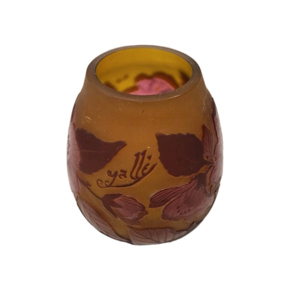 Signed Gallé  Cameo Amber Glass Vase - Picture 2 of 6
